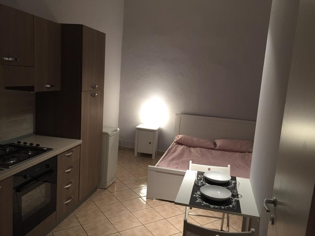 Appartamento Monolocale Torino Esterno foto